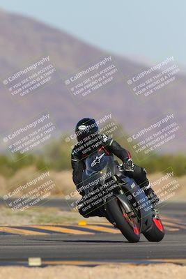 media/Nov-06-2023-Moto Forza (Mon) [[ce023d0744]]/3-Intermediate Group/Session 3 (Turn 5)/